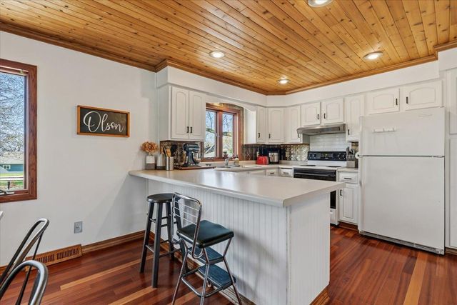 11854 N Shore Drive, Spicer, MN 56288