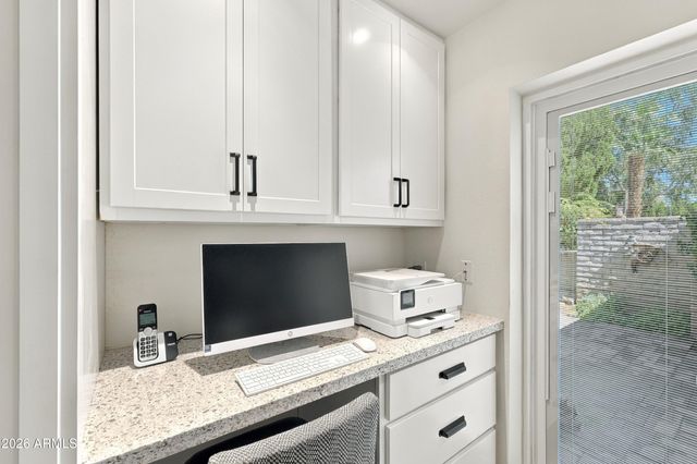 4800 N 68TH Street 230, Scottsdale, AZ 85251