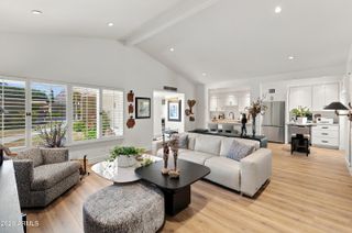 4800 N 68TH Street 230, Scottsdale, AZ 85251