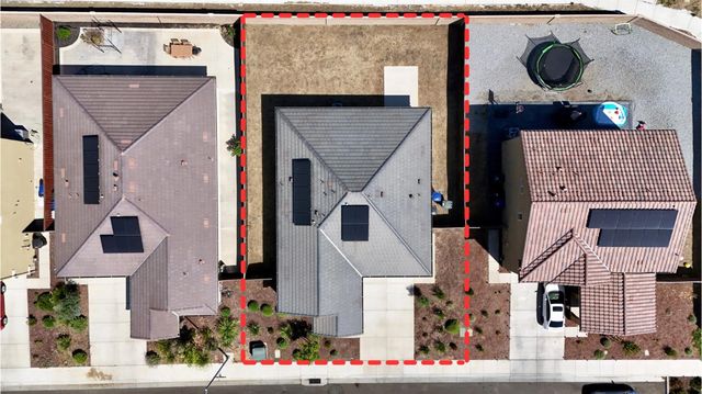 737 Featherstone Dr, Patterson, CA 95363