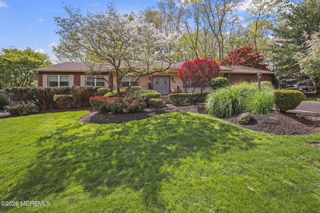 38 Ruby Drive, Morganville, NJ 07751