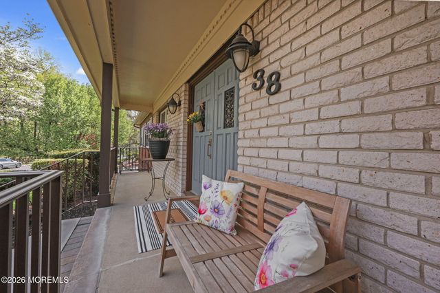 38 Ruby Drive, Morganville, NJ 07751