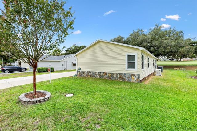 723 HEATHROW AVENUE, Lady Lake, FL 32159