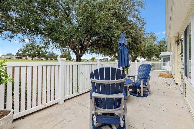 723 HEATHROW AVENUE, Lady Lake, FL 32159