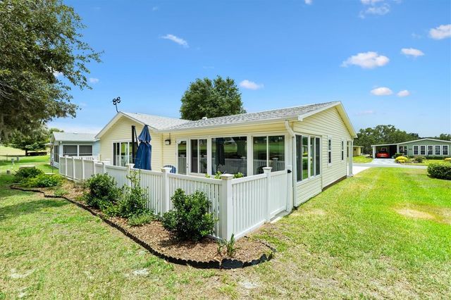 723 HEATHROW AVENUE, Lady Lake, FL 32159