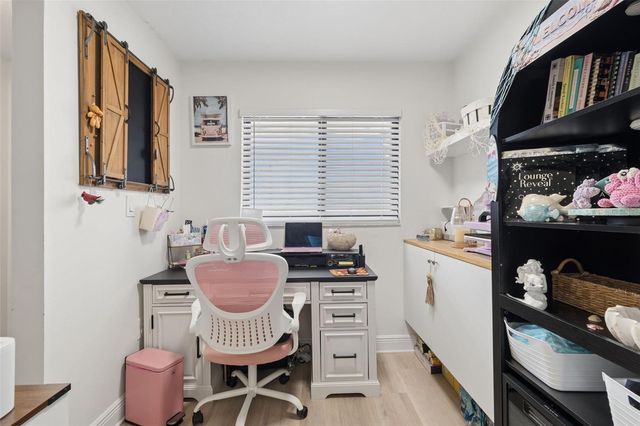 103 1ST STREET E 115, St Petersburg, FL 33715