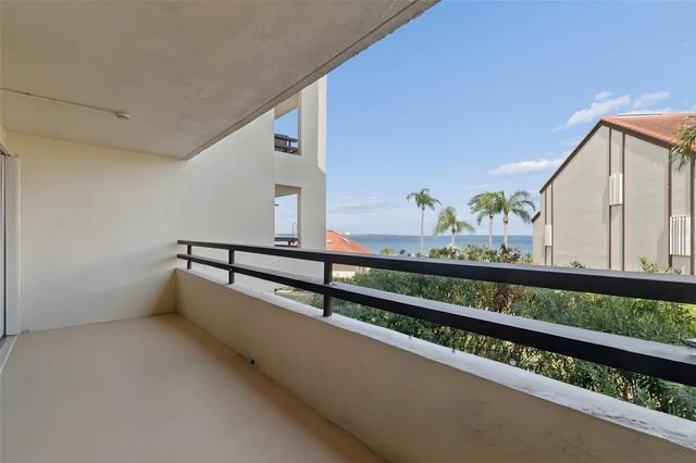 103 1ST STREET E 115, St Petersburg, FL 33715