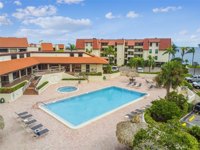 103 1ST STREET E 115, St Petersburg, FL 33715
