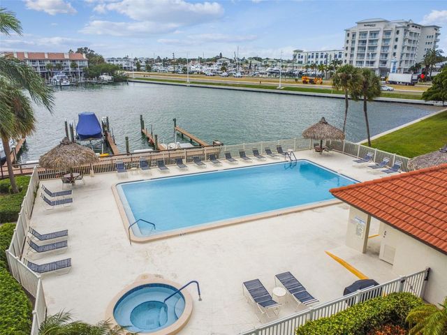 103 1ST STREET E 115, St Petersburg, FL 33715