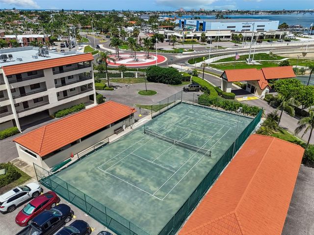 103 1ST STREET E 115, St Petersburg, FL 33715