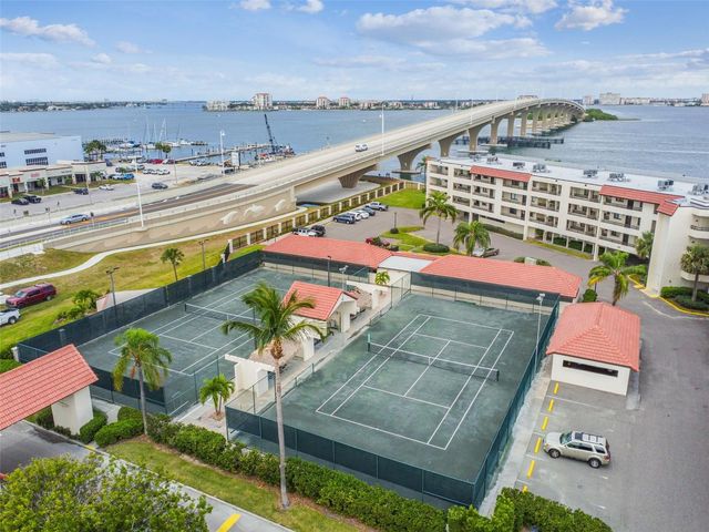 103 1ST STREET E 115, St Petersburg, FL 33715