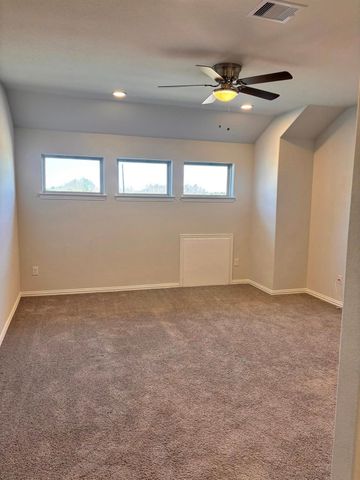 7123 Elgin Street, Pearland, TX 77584