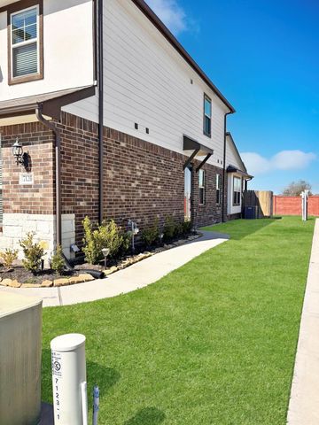 7123 Elgin Street, Pearland, TX 77584