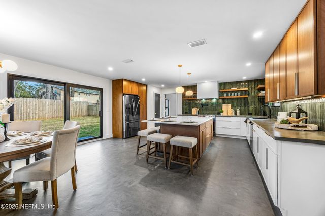 3865 SANDY SHORES Drive, Jacksonville, FL 32277