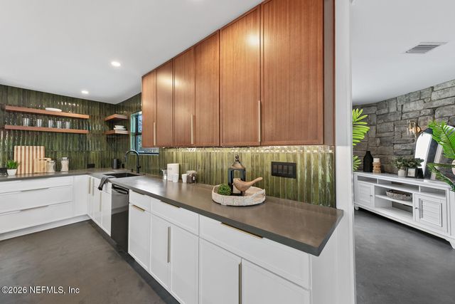 3865 SANDY SHORES Drive, Jacksonville, FL 32277