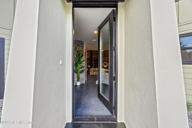 3865 SANDY SHORES Drive, Jacksonville, FL 32277