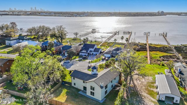 3865 SANDY SHORES Drive, Jacksonville, FL 32277