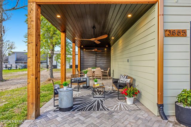 3865 SANDY SHORES Drive, Jacksonville, FL 32277