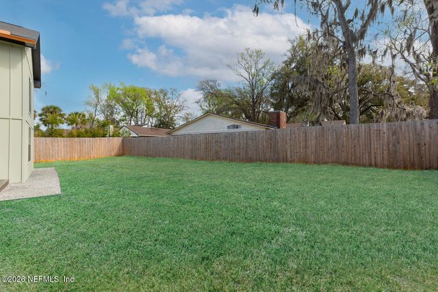 3865 SANDY SHORES Drive, Jacksonville, FL 32277