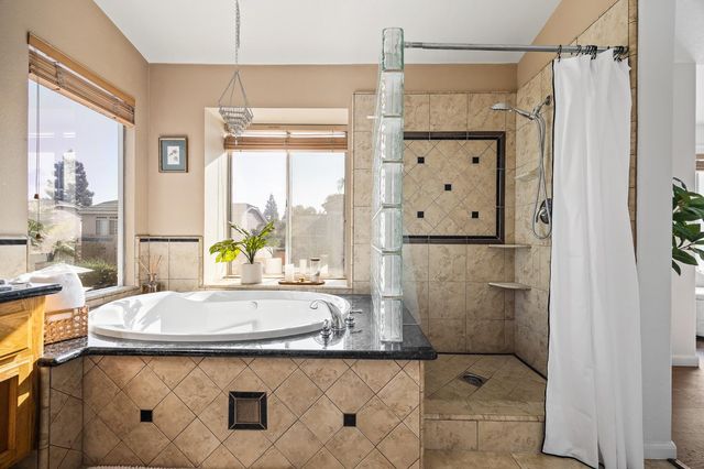 2518 Keats Avenue, Clovis, CA 93611