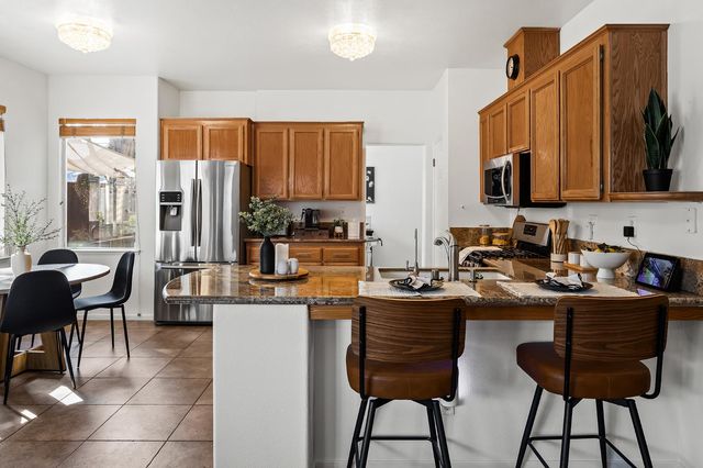 2518 Keats Avenue, Clovis, CA 93611