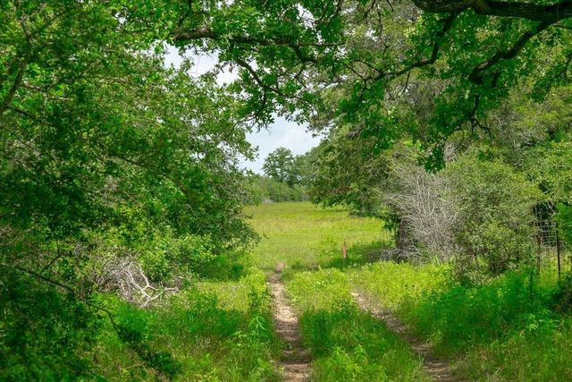 1890 Sandy Fork Road, Harwood, TX 78632