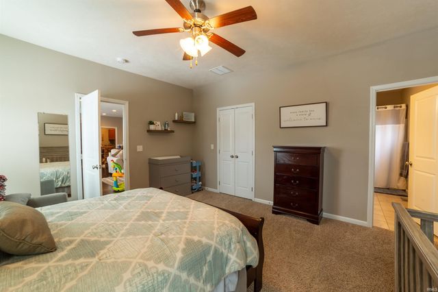 15341 Shakespeare Drive, Evansville, IN 47725