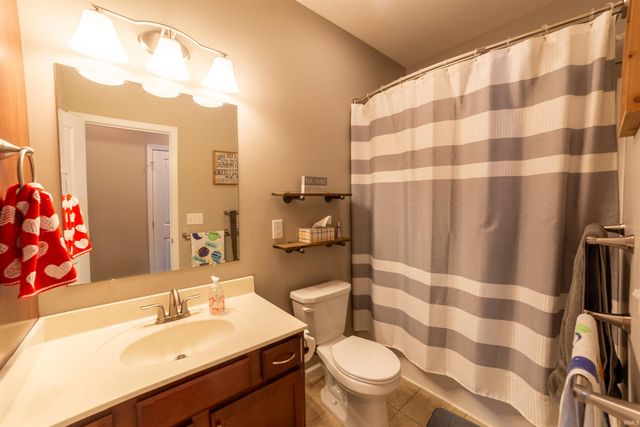 15341 Shakespeare Drive, Evansville, IN 47725