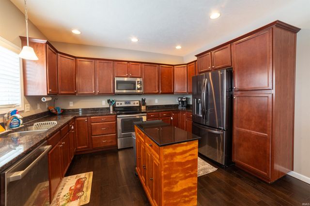 15341 Shakespeare Drive, Evansville, IN 47725