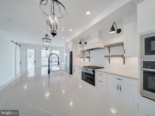 1805 SHOOKSTOWN RD, Frederick, MD 21702