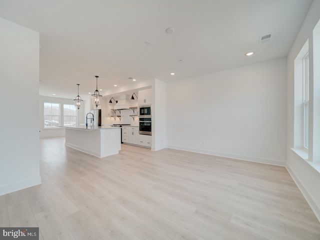 1805 SHOOKSTOWN RD, Frederick, MD 21702