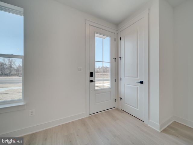 1805 SHOOKSTOWN RD, Frederick, MD 21702