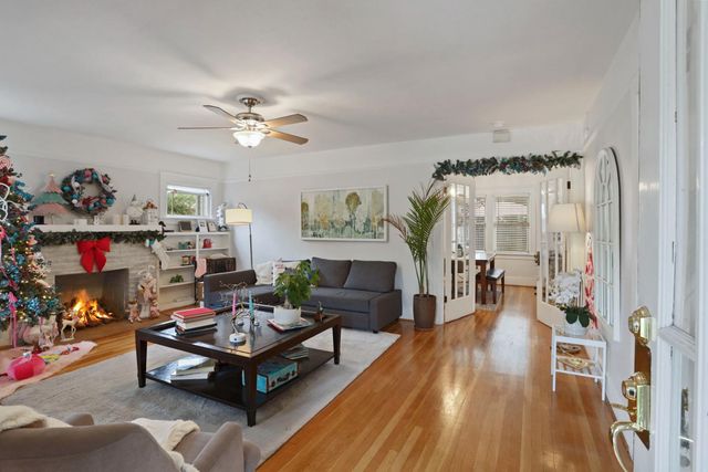 1120 W Walnut St, Stockton, CA 95203