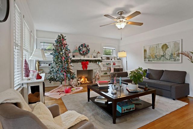 1120 W Walnut St, Stockton, CA 95203