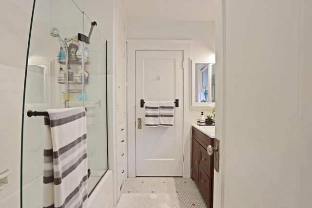 1120 W Walnut St, Stockton, CA 95203