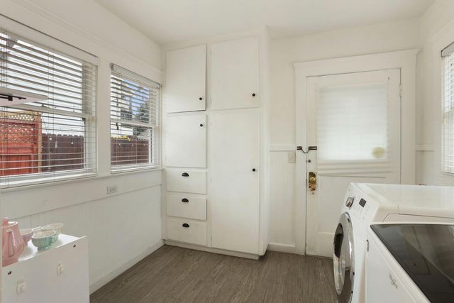 1120 W Walnut St, Stockton, CA 95203