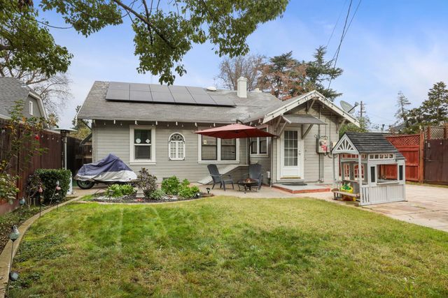 1120 W Walnut St, Stockton, CA 95203