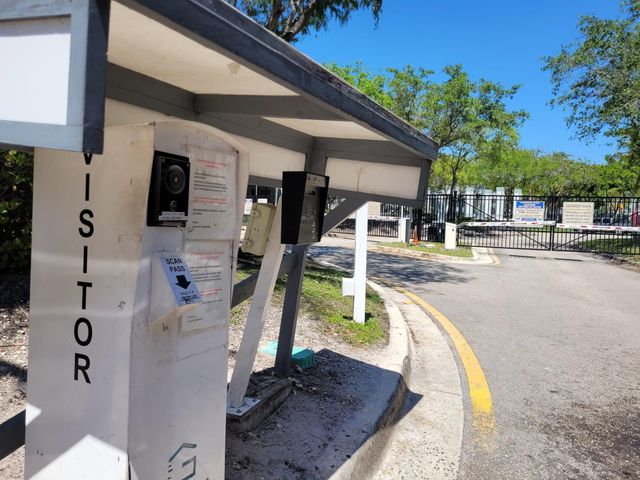 1427 NW 34th Way 1427, Fort Lauderdale, FL 33311