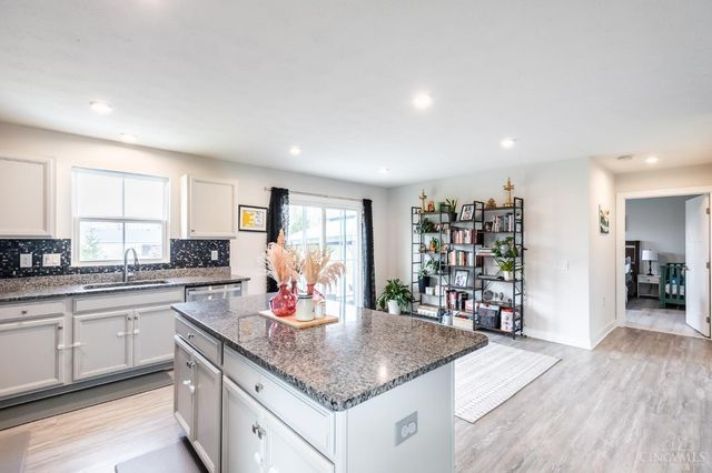 5769 Barclay Lane, Miami Twp, OH 45150