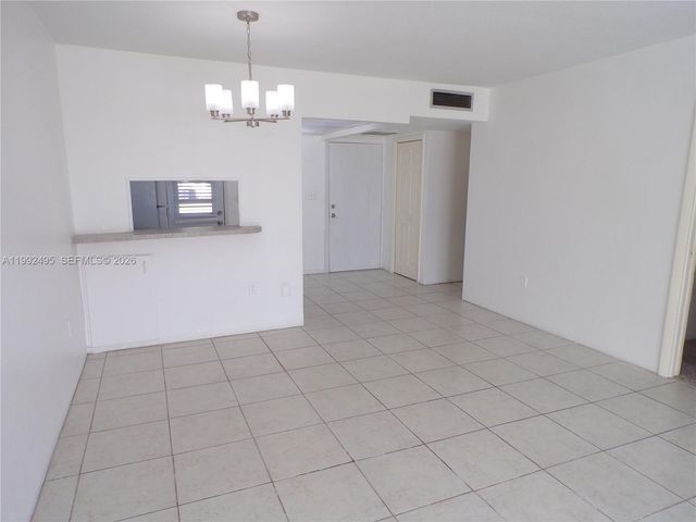 2920 Point East Dr N111, Aventura, FL 33160