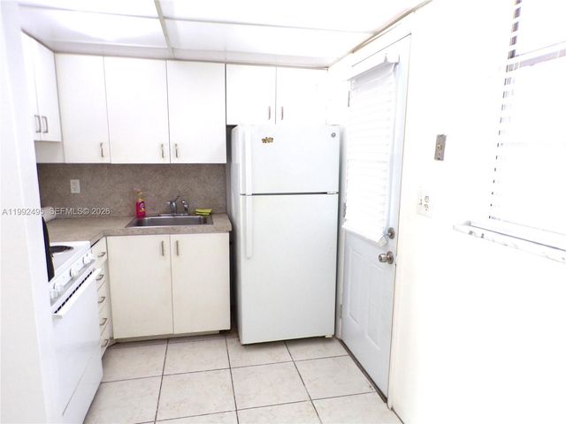 2920 Point East Dr N111, Aventura, FL 33160