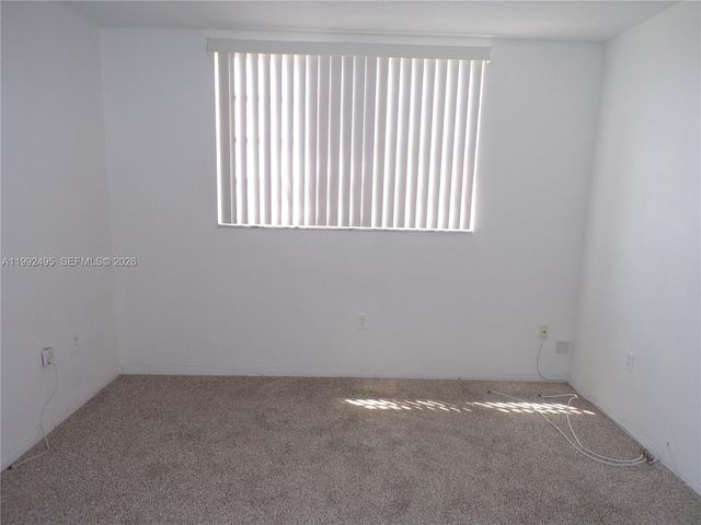 2920 Point East Dr N111, Aventura, FL 33160