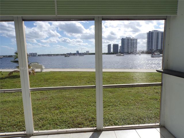 2920 Point East Dr N111, Aventura, FL 33160