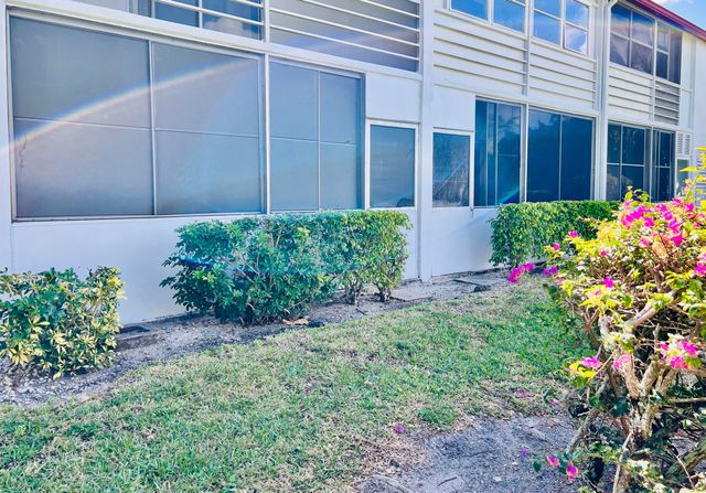 364 Camden P 364, West Palm Beach, FL 33417