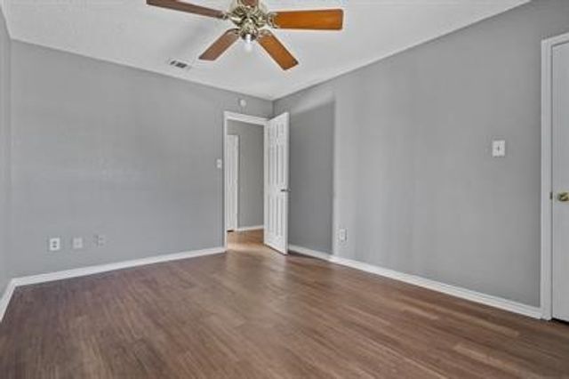 804 Custer Street, Arlington, TX 76014