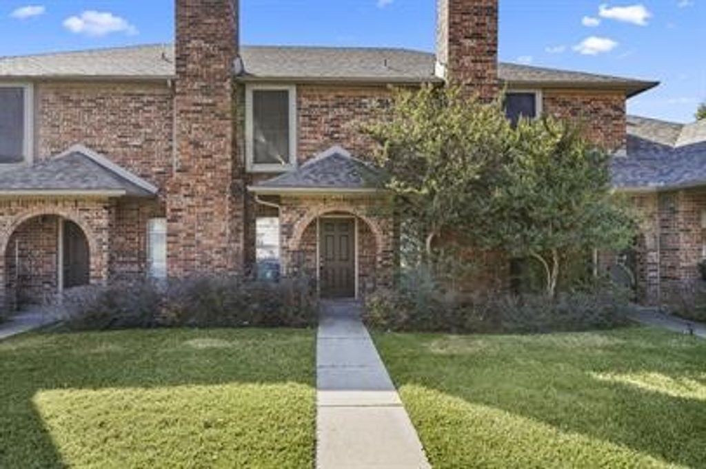 804 Custer Street, Arlington, TX 76014