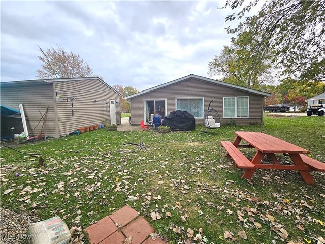 1621 Ridgewood Court, Twinsburg, OH 44087