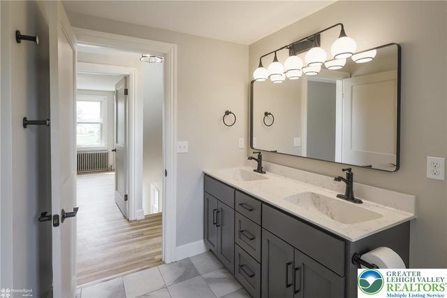 2340 Linden Street, Bethlehem City, PA 18017