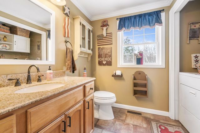 25 Revolutionary Lane, Nottingham, NH 03290