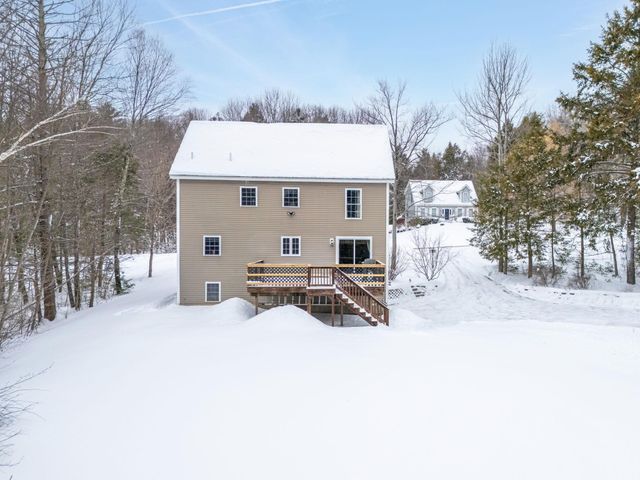 25 Revolutionary Lane, Nottingham, NH 03290